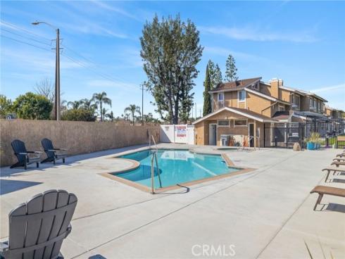 957 W Imperial  30 , La Habra, CA