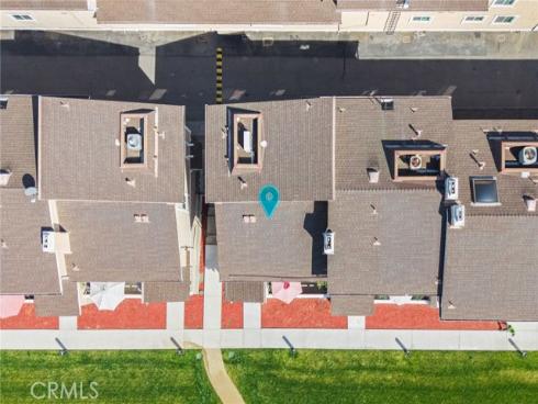 957 W Imperial  30 , La Habra, CA