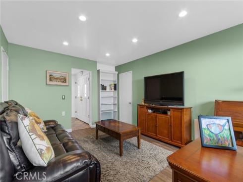 1240  Lynwood St  , La Habra, CA