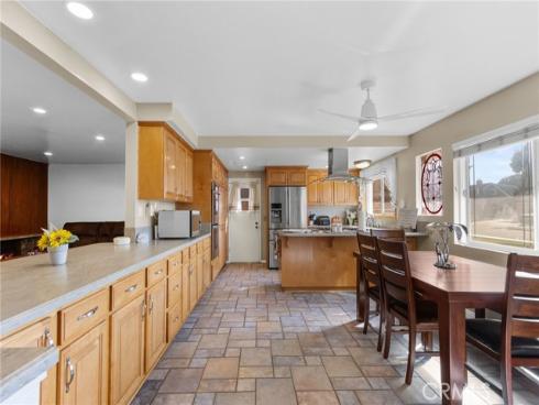 1240  Lynwood St  , La Habra, CA