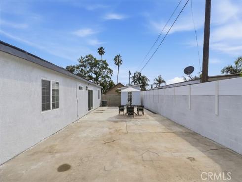 305 N College   Drive, La Habra, CA