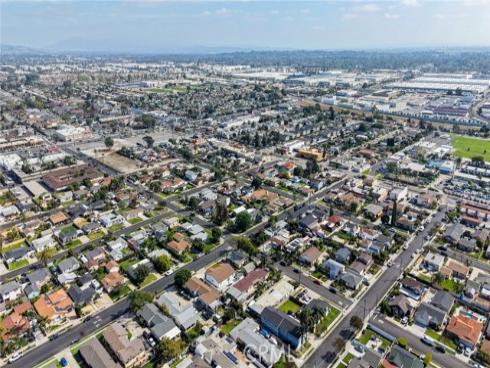 305 N College   Drive, La Habra, CA