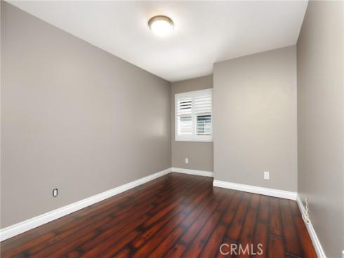 124 S Valencia  , La Habra, CA