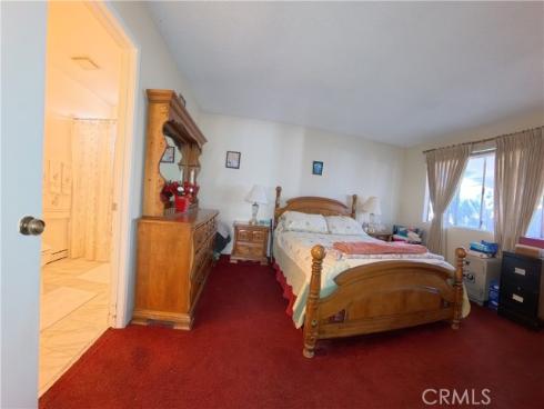 341  Acacia  , La Habra, CA