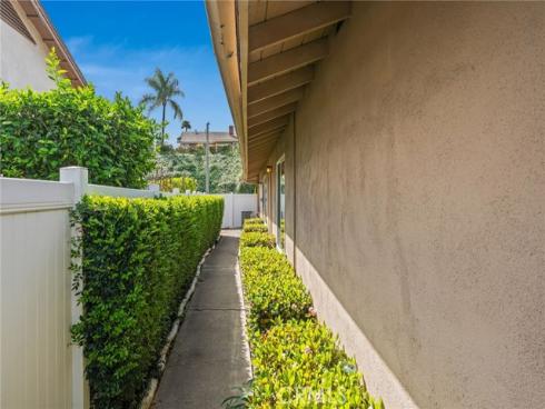 611  Honeywood   Lane, La Habra, CA