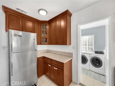 304 S Colfax  , La Habra, CA