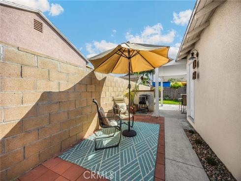 304 S Colfax  , La Habra, CA