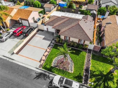 304 S Colfax  , La Habra, CA