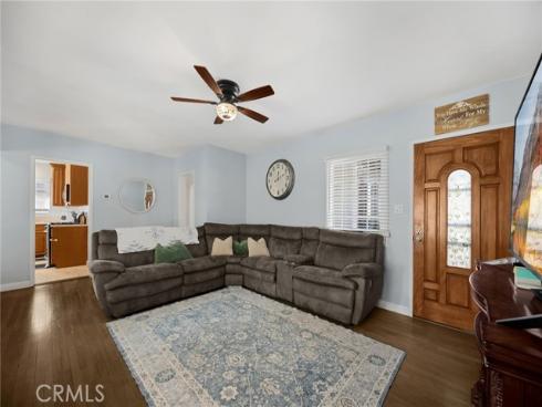 304 S Colfax  , La Habra, CA