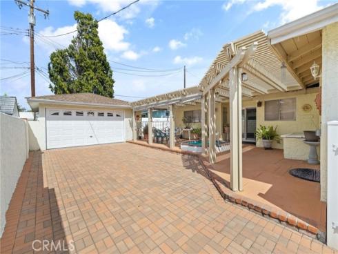 2511  Gregory   Lane, La Habra, CA