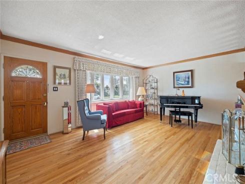2511  Gregory   Lane, La Habra, CA