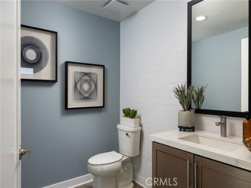 326 E William   Way, La Habra, CA