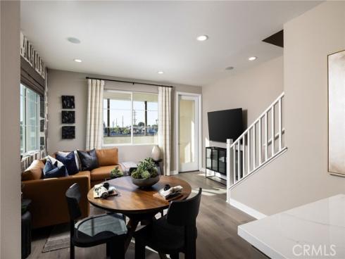 326 E William   Way, La Habra, CA