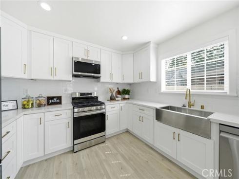 305 N College   Drive, La Habra, CA