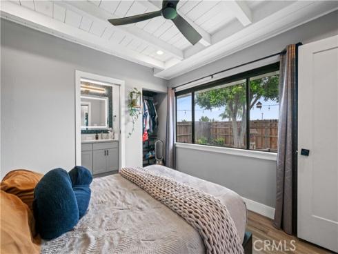 1740 E Francis  , La Habra, CA
