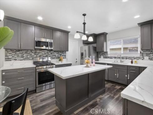 1241  Viviwood  , La Habra, CA
