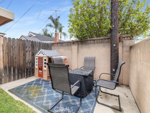 1241  Viviwood  , La Habra, CA