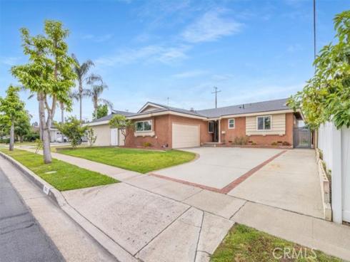 1241  Viviwood  , La Habra, CA