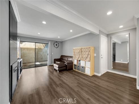 1018 E La Habra  , La Habra, CA