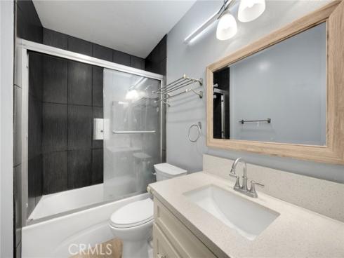 1018 E La Habra  , La Habra, CA