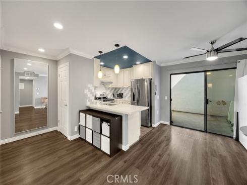 1018 E La Habra  , La Habra, CA