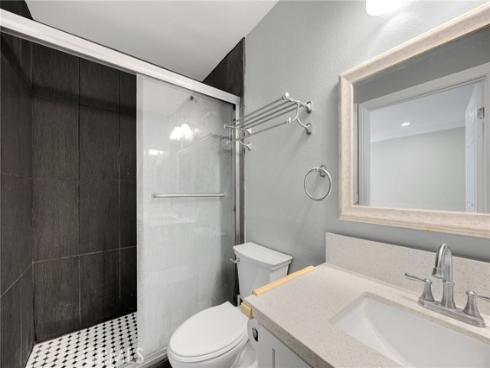 1018 E La Habra  , La Habra, CA