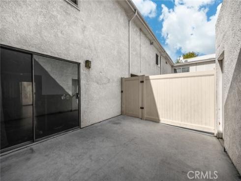 1018 E La Habra  , La Habra, CA