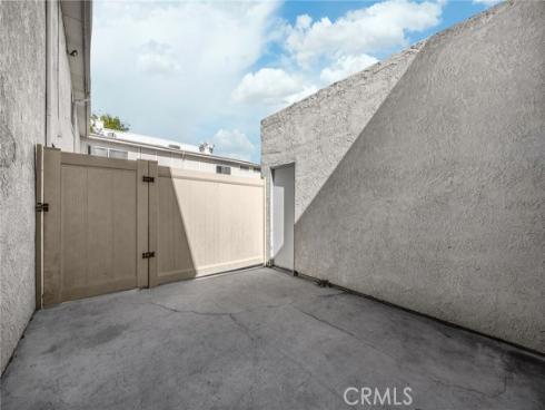 1018 E La Habra  , La Habra, CA