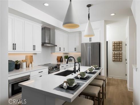 762 N Orange   Street, La Habra, CA
