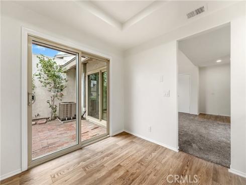 1074 E La Habra , La Habra, CA