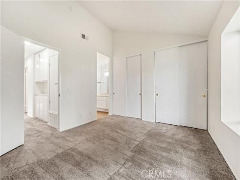 1074 E La Habra , La Habra, CA