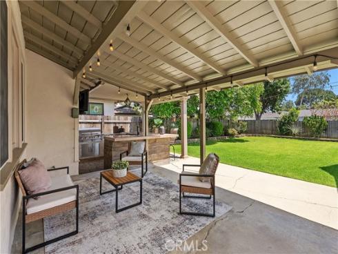 140 E Greenwood , La Habra, CA