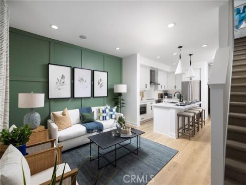 318 E William Way, La Habra, CA