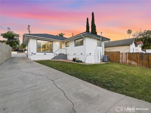 307 S Hillcrest , La Habra, CA