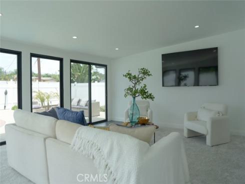 1641 W El Portal Dr , La Habra, CA