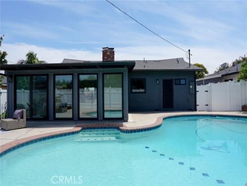 1641 W El Portal Dr , La Habra, CA
