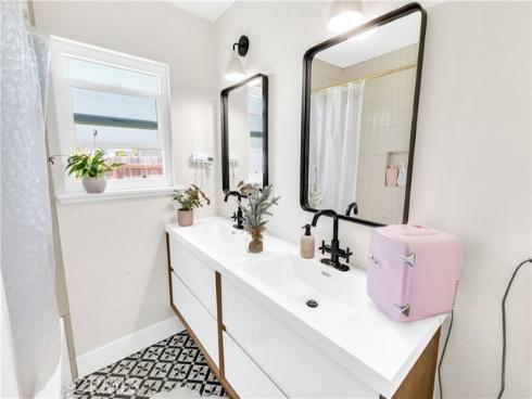 220 Painter , La Habra, CA