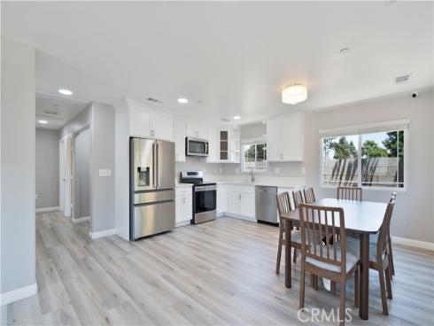 532  Mcfadden  , La Habra, CA