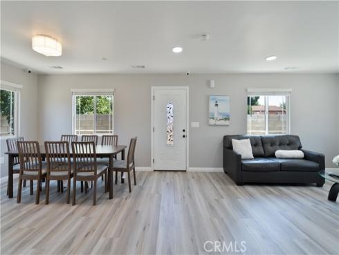 532  Mcfadden  , La Habra, CA