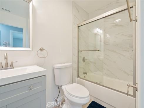 532  Mcfadden  , La Habra, CA