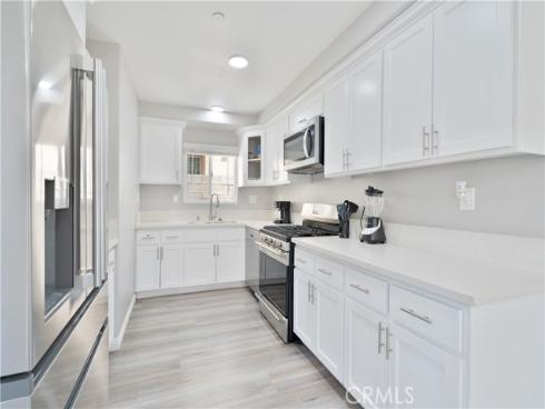 532  Mcfadden  , La Habra, CA