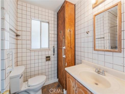 331 E. Olive Ave. , La Habra, CA