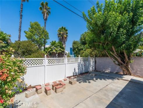 331 E. Olive Ave. , La Habra, CA