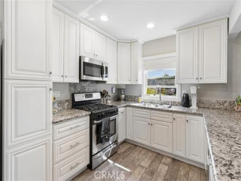 429 S Colfax , La Habra, CA
