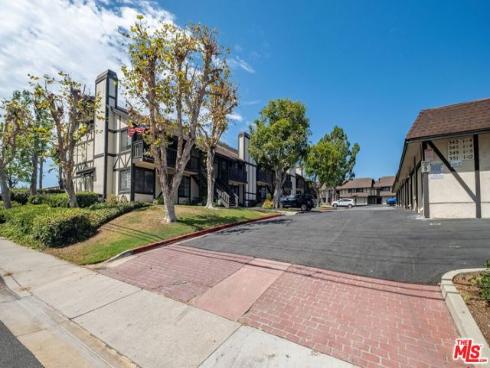 351 S Monte Vista 7 Street, La Habra, CA