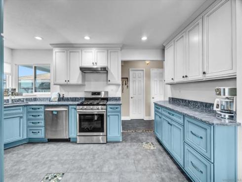 600 N Fonda , La Habra, CA