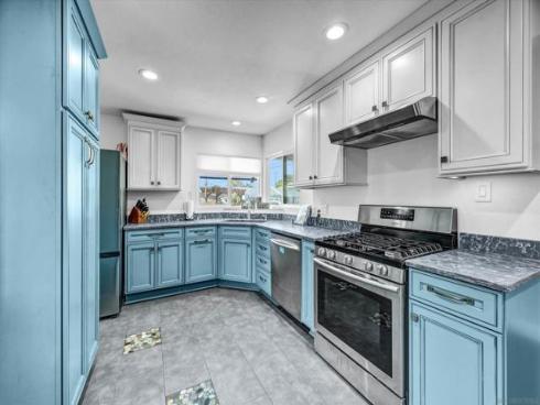 600 N Fonda , La Habra, CA