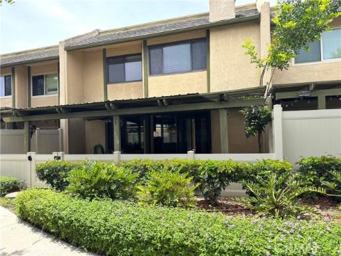 530 Berry , La Habra, CA