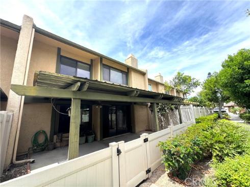 530  Berry  , La Habra, CA