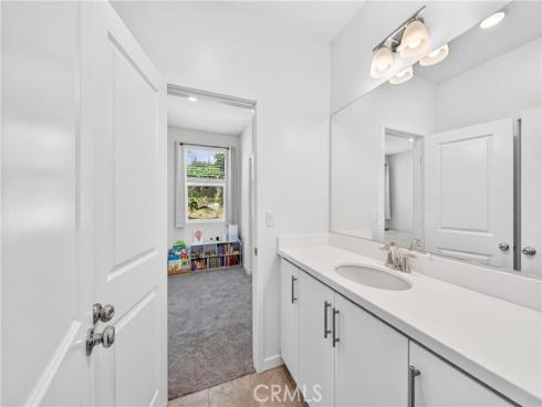 306 Vista 103 Drive, La Habra, CA